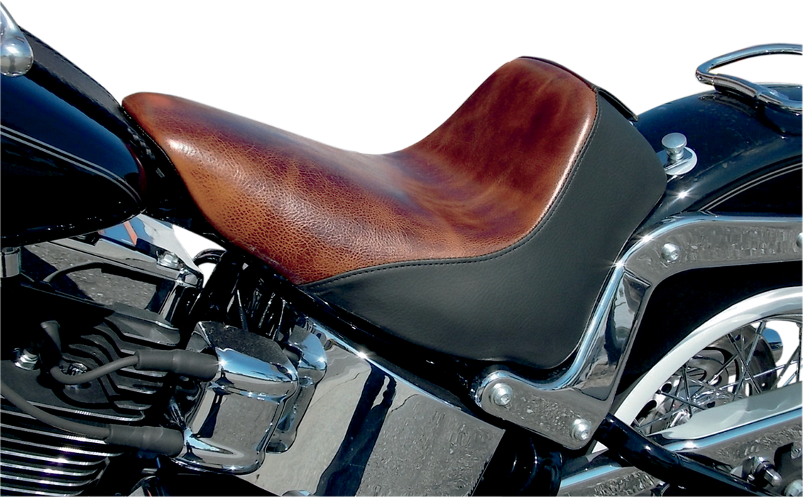 SADDLEMEN Lariat Seat - FLSTN/C 806-15-0041B