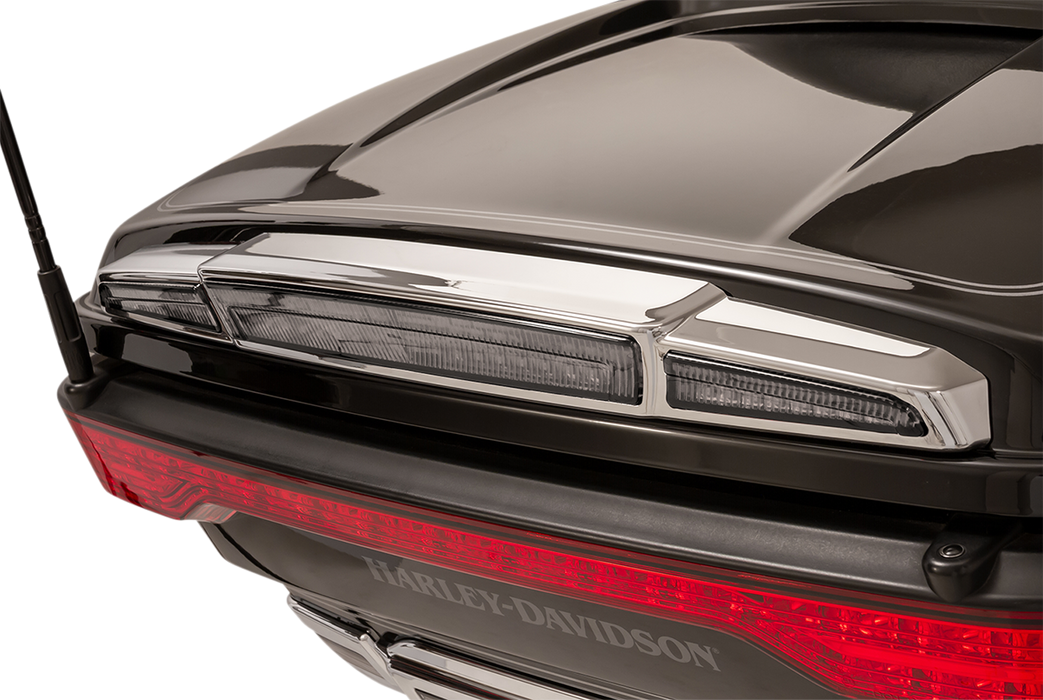 CIRO Trunk Light/Taillight - Chrome - Smoke 40104