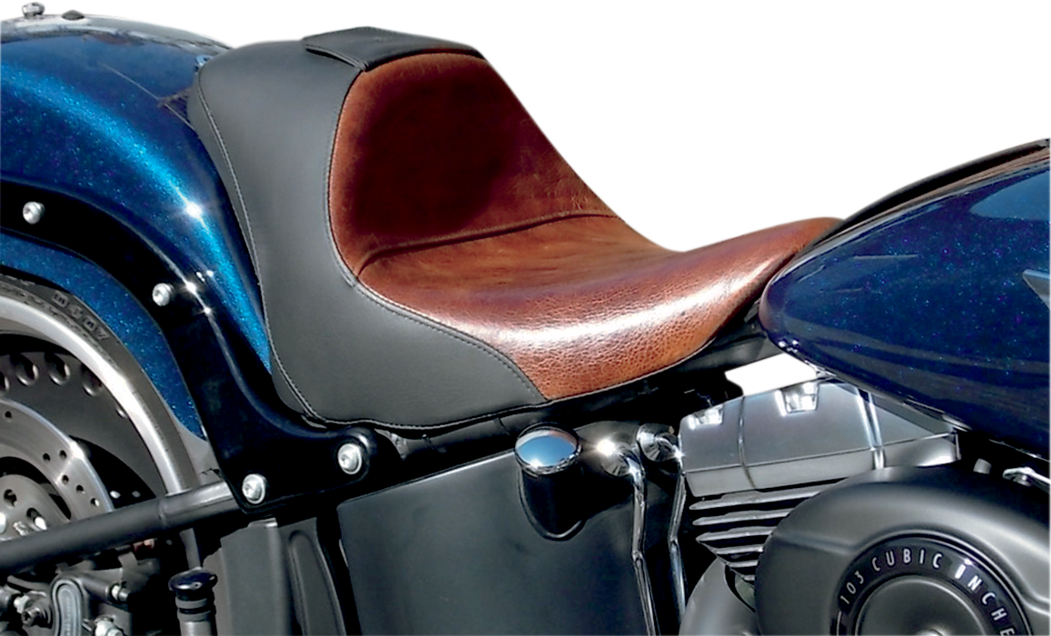 SADDLEMEN Lariat Seat - Softail '06-'17 806-12-0041B